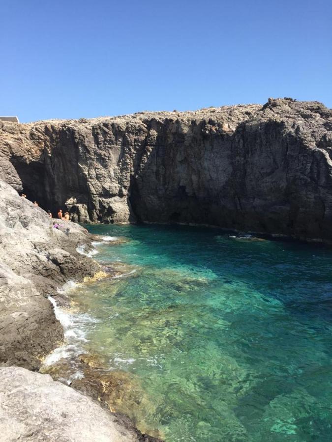B&B Il Mirto Bianco San Giovanni Suèrgiu Εξωτερικό φωτογραφία