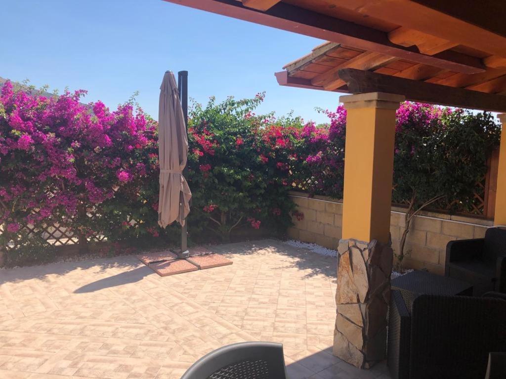 B&B Il Mirto Bianco San Giovanni Suèrgiu Εξωτερικό φωτογραφία